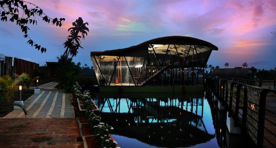 Aquatic Island Resort, Kochi 1